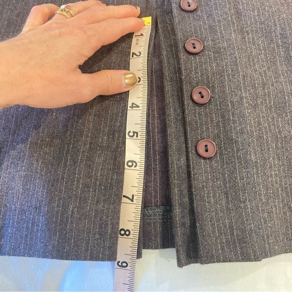 Vintage wool skirt gray pinstripe dark academia unique front slit detail - Picture 12 of 17